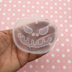 Halloween Pumpkin Jack-o&#39;-Lantern Pendant UV Mold, Silicone Resin Charm Ornament Moulds,  Q30A