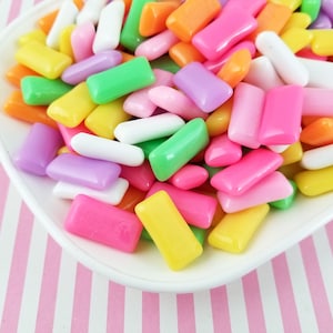 10 Assorted Chewing Bubble Gum Hard Resin Flatbacked Chicklet Cabs, Kawaii Cute Decoden Flat Backed Acrylic Plastic Sweets Cabochons, #263b