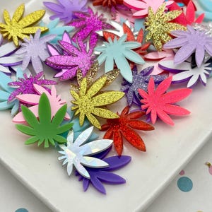 5 Small Multicolor Glitter Laser Cut Acrylic Plastic Pot Leaf Cabochon Charms, Marijuana, Weed, Hemp, Cannabis Pendants L51