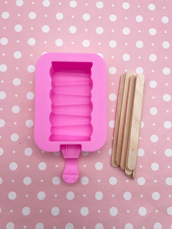 ChronoBalance® Stampo in silicone per gelato fai da te, senza BPA, ideale per ghiaccioli per cani, include 50 bastoncini di ghiaccio in legno, 2 zampe, facile da usare per ghiaccioli