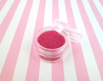 Rode kawaii nepsuikerhagelslag / 8 gram, goed voor nepkoekjes en desserts