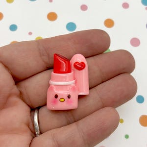 5 Cute Flatbacked 28mm Resin Lipstick Make Up Cosmetic Cabochons, Flat Backed Acrylic Plastic Pink Red Cabs 944