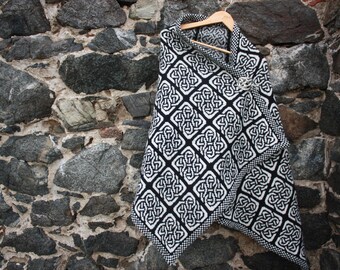 PDF KNITTING PATTERN for Ceildh Celtic Knotwork Wrap Shawl Stranded Colour Work Hand Knitting Pattern Hand Knit it Yourself in Wool
