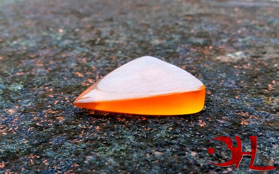 The Claymore Plectrum Ultem A No Compromise Weapon With Etsy The Claymore Plectrum Ultem A No Compromise Weapon With Etsy