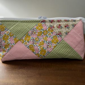Box It Up Pouch, Floral Zipper Pouch: Patchwork Quilted Makeup Bag