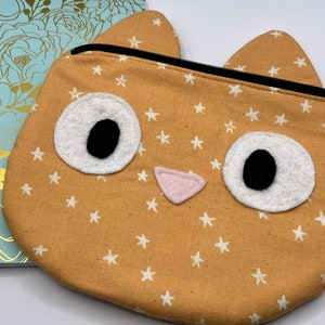 Orange Kitty Zipper Pouch: Starry Felt Face Pencil Bag