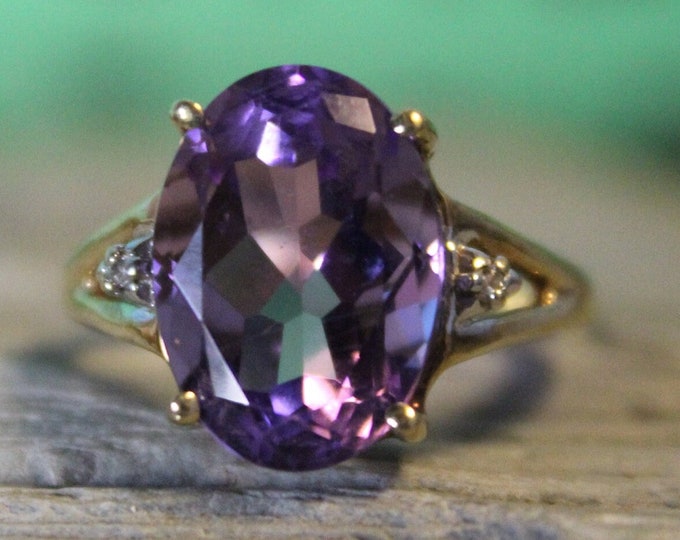 1980's Vintage 10k Solid Gold Diamond & Amethyst Ring 4 Grams Size 6 Solid 10K Yellow Gold Diamond Rings Vintage Gold Diamond Amethyst Rings