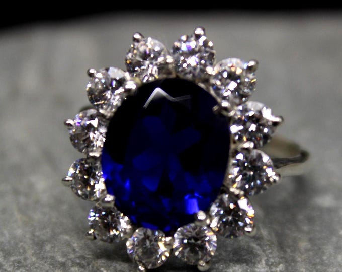 1980s Vintage Blue Cubic Zirconia Ring 4ct 4.5 Grams Size 8 Sterling Silver 925 Large Blue Cubic Zirconia Ring Silver Vintage Ring