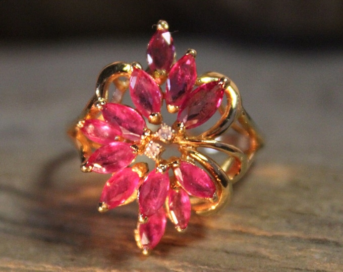 1990s Vintage 14k Solid Gold Pink Topaz & Diamond Ring 3.3 Grams Size 7.5 Solid 10K Gold Diamond Pink Topaz Rings Vintage Diamond Topaz Ring