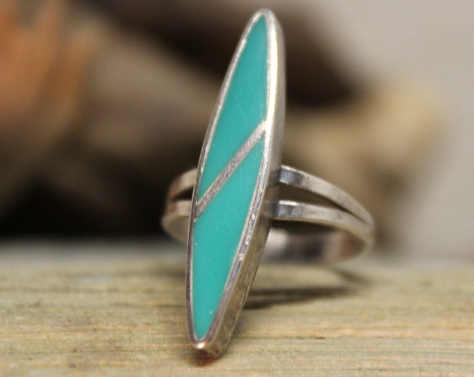 1970s Vintage Sterling Silver Turquoise Navajo Ring Native American 4 grams Size 6.5 Sterling 925 Vintage Ring Silver Navajo Turquoise Ring