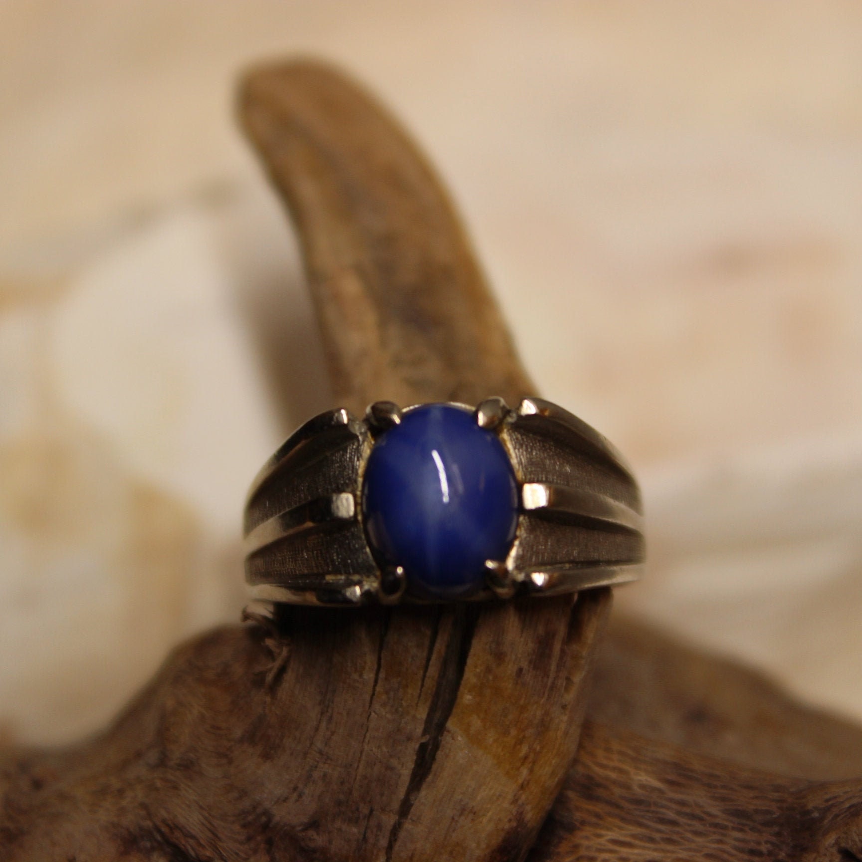 1980's Vintage Blue Star Sapphire Ring 10K Solid Gold Mens Ring 5.7