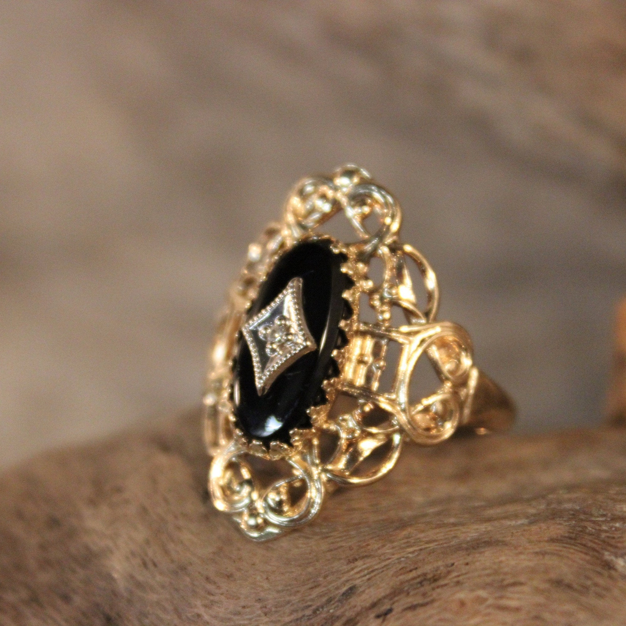 Vintage 10k Solid Gold Diamond Ring Onyx Gold Ring 3.9 Grams Gold Woman Diamond Ring Size 9 Gold