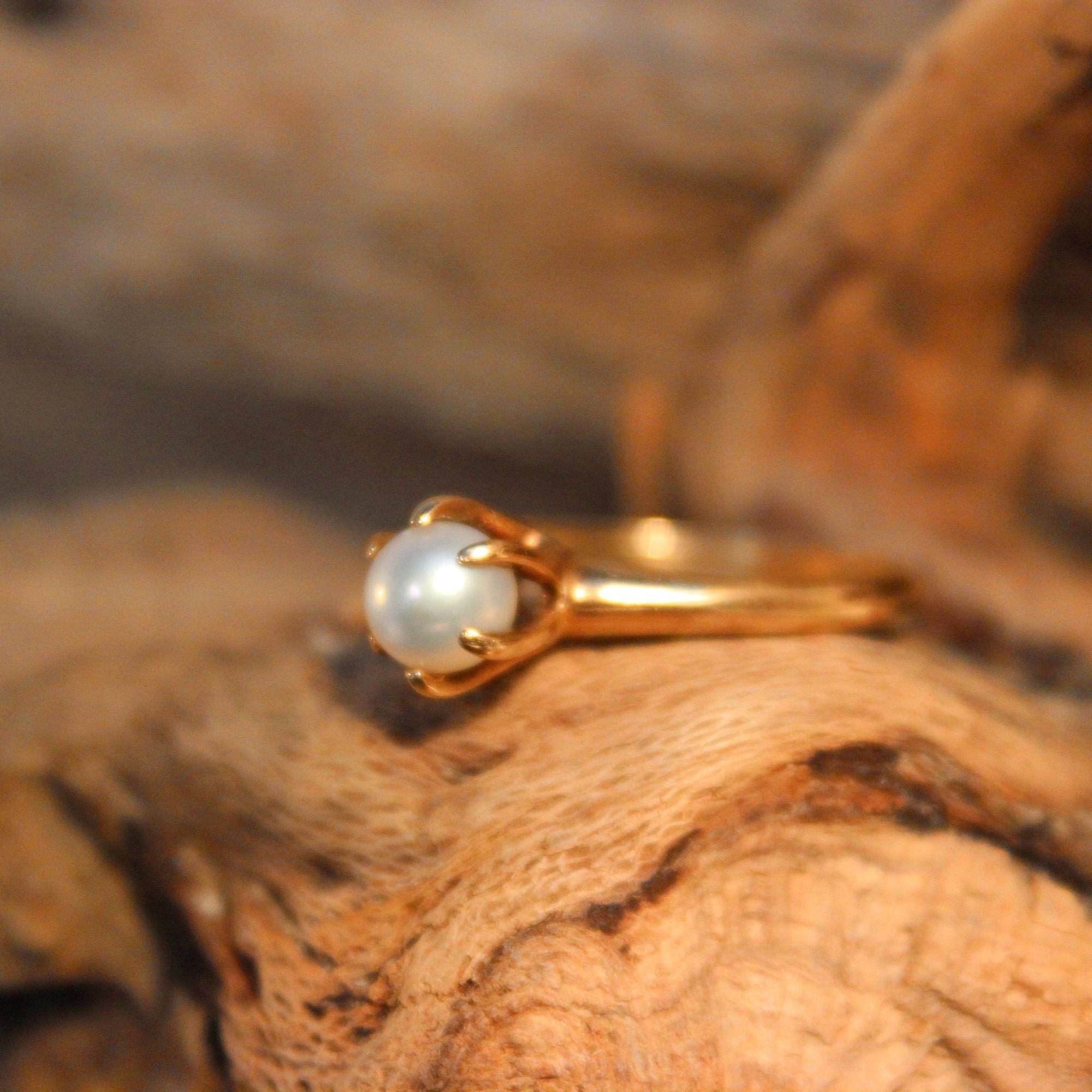 10k gold sale pearl ring