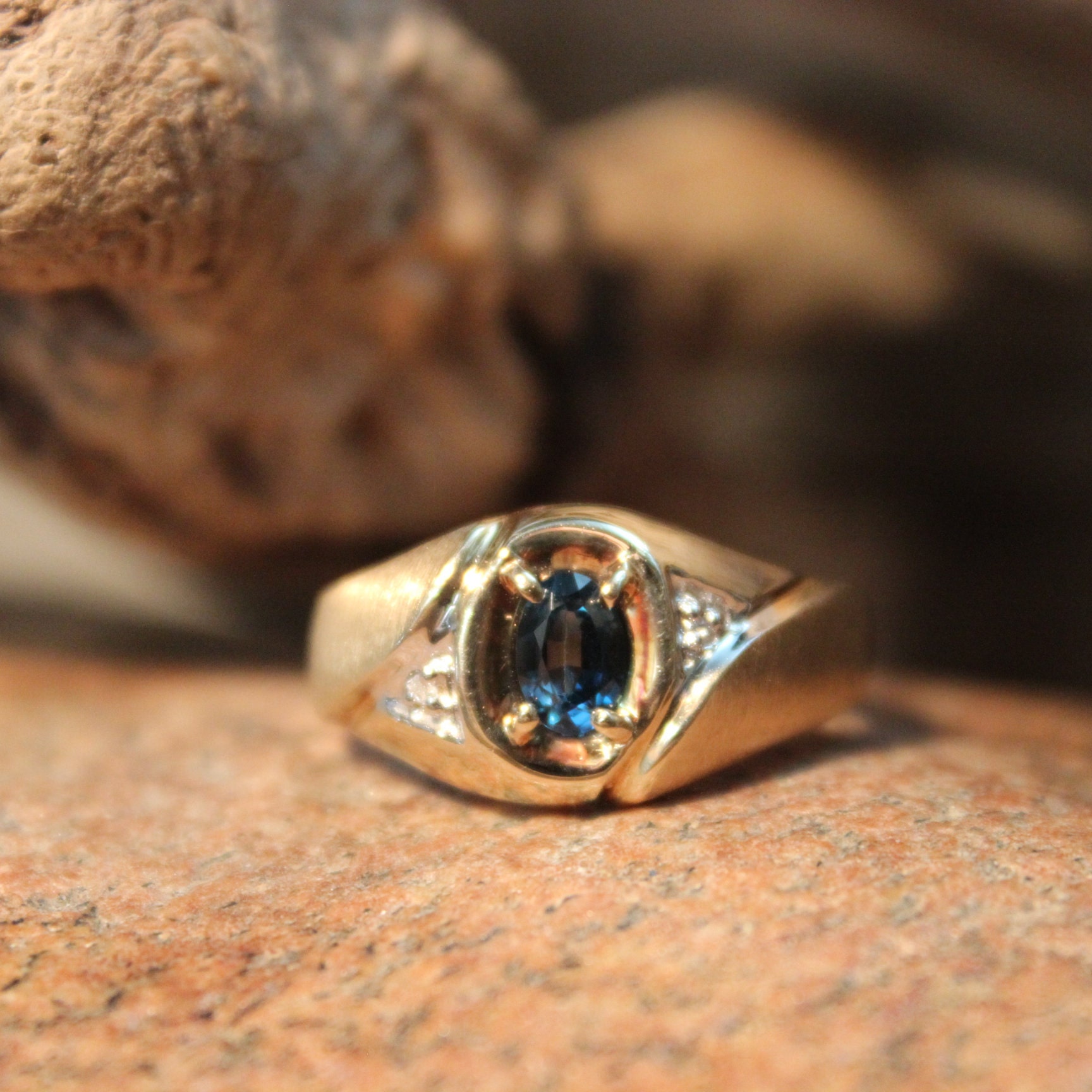 1980 s Mens Caribbean Blue Quartz Diamond Ring Mens Gold 1980 s Mens Caribbean Blue Quartz Diamond Ring Mens Gold