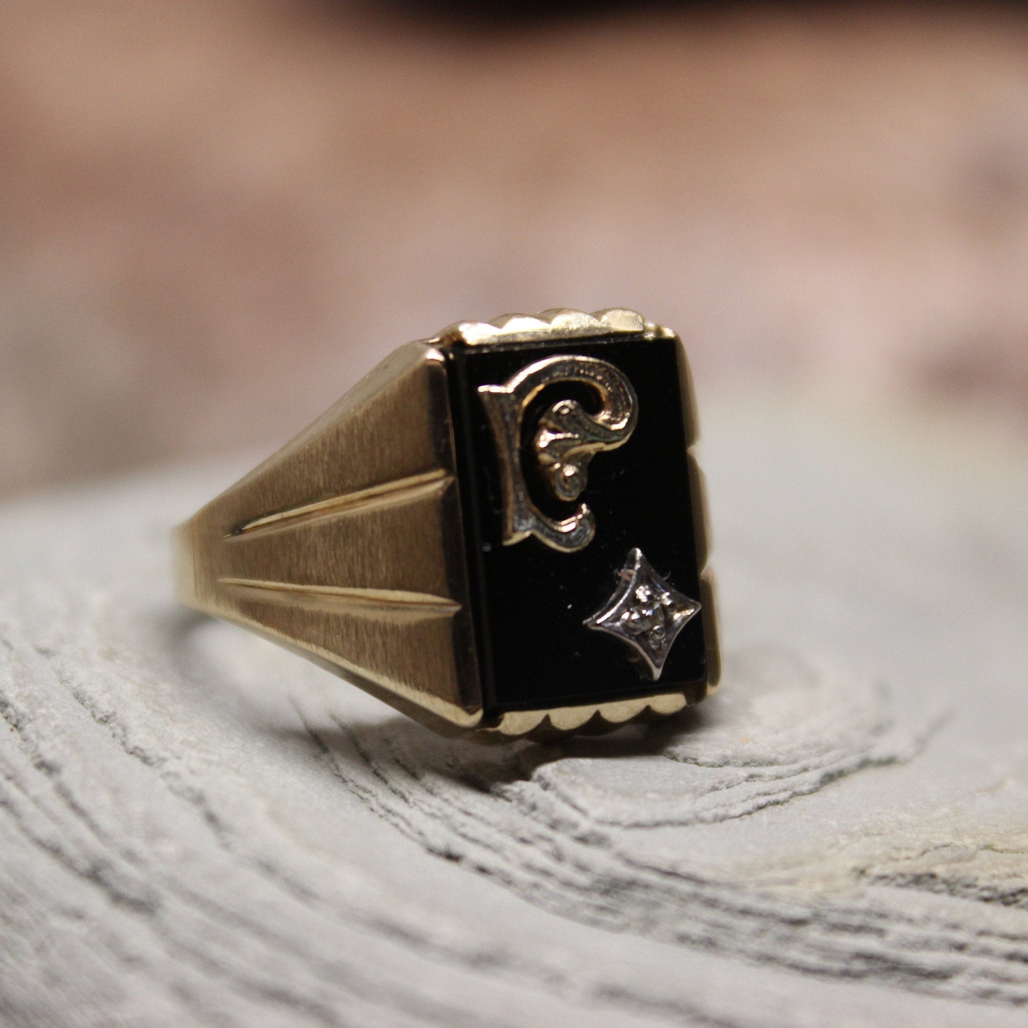 1970 s Vintage Signet Ring Mens 10K Solid Yellow Gold Ring 5 2 Grams 1970-s-vintage-signet-ring-mens-10k-solid-yellow-gold-ring-5-2-grams