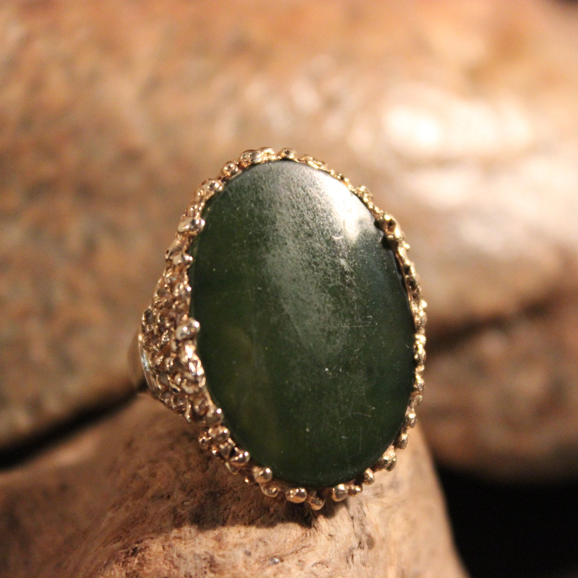 Vintage Large Mens Jade Gold Ring Green Jade Ring 10K Gold Mens Ring 10.6 Grams Size 7.5 Mens