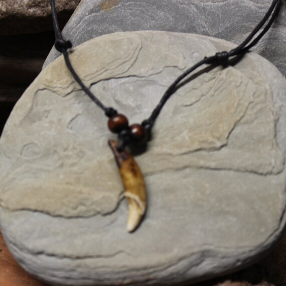 Native american deals wolf necklace