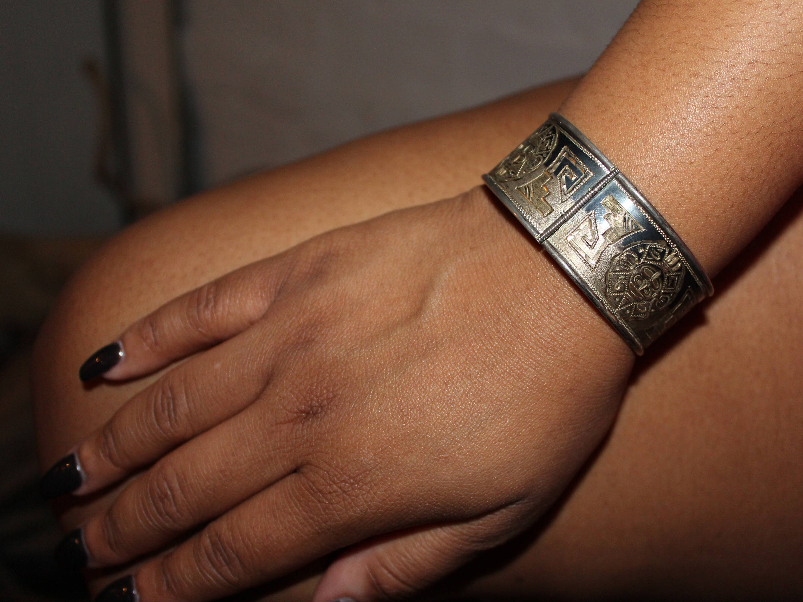 Vintage Sterling Silver Bracelet Mexico Heavy 42 2 Grams Sterling vintage-sterling-silver-bracelet-mexico-heavy-42-2-grams-sterling