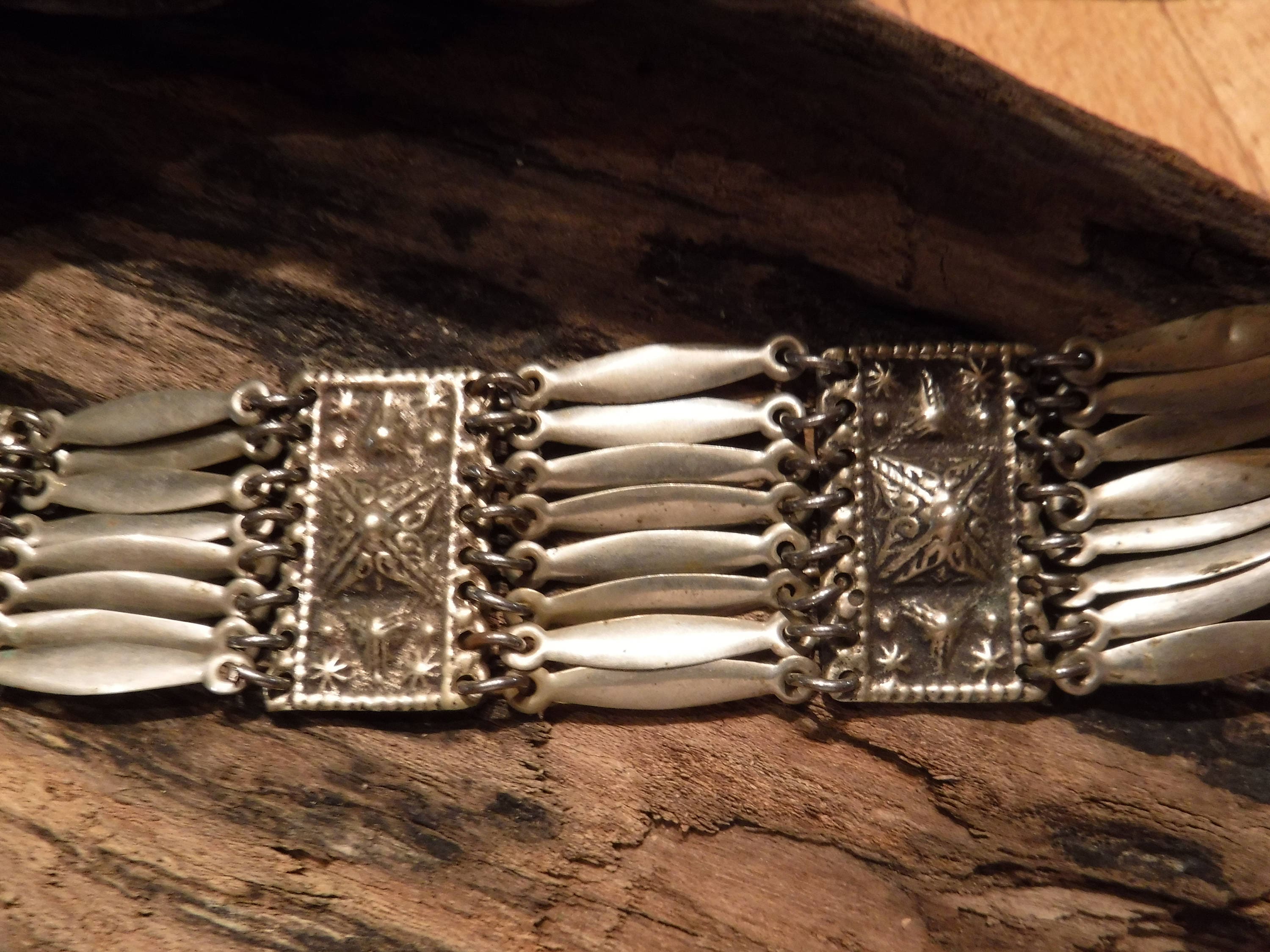 Vintage Mexico Sterling Silver Bracelet Heavy 39.9 grams 7.5 Length Signed Stamped old Bracelet