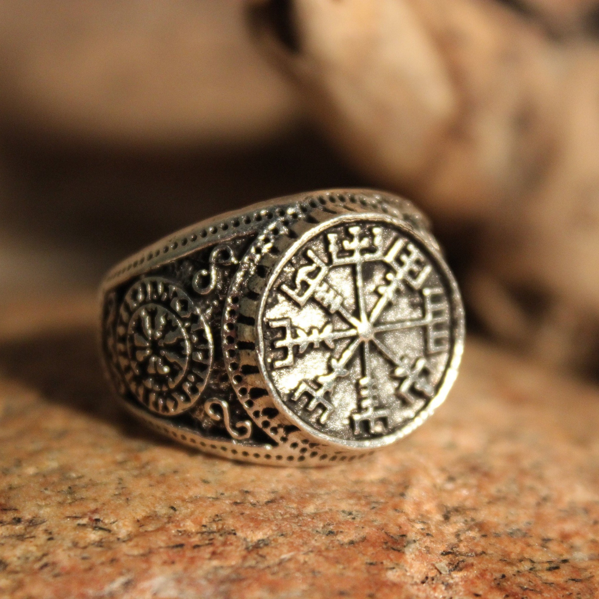 Large Mens Rustic Viking Vegvisir Compass Ring Size 10 Runic Compass ...
