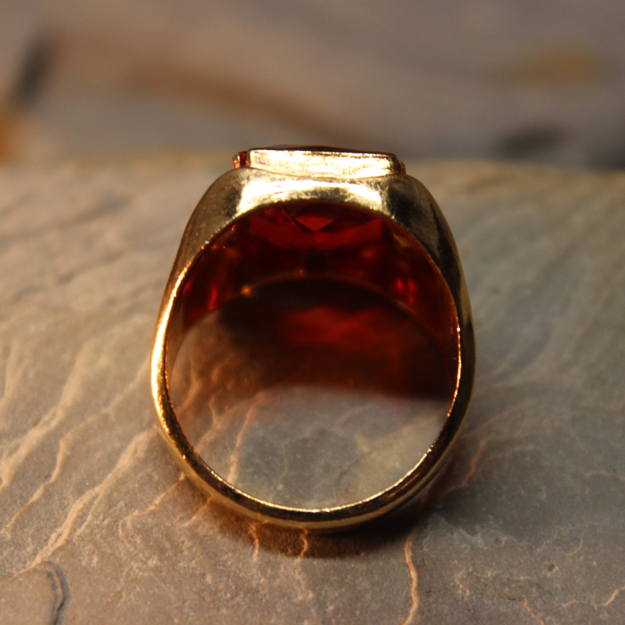 1970's Vintage Mens Ruby Ring 5.5 Grams Size 8 Solid 10K Yellow Gold
