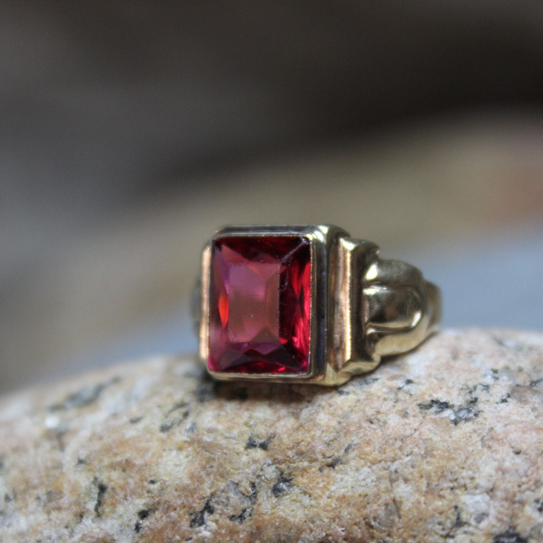 1930's Vintage 10k Solid Gold Red Stone Ring 2.9 Grams Size 7 Gold Mens ...