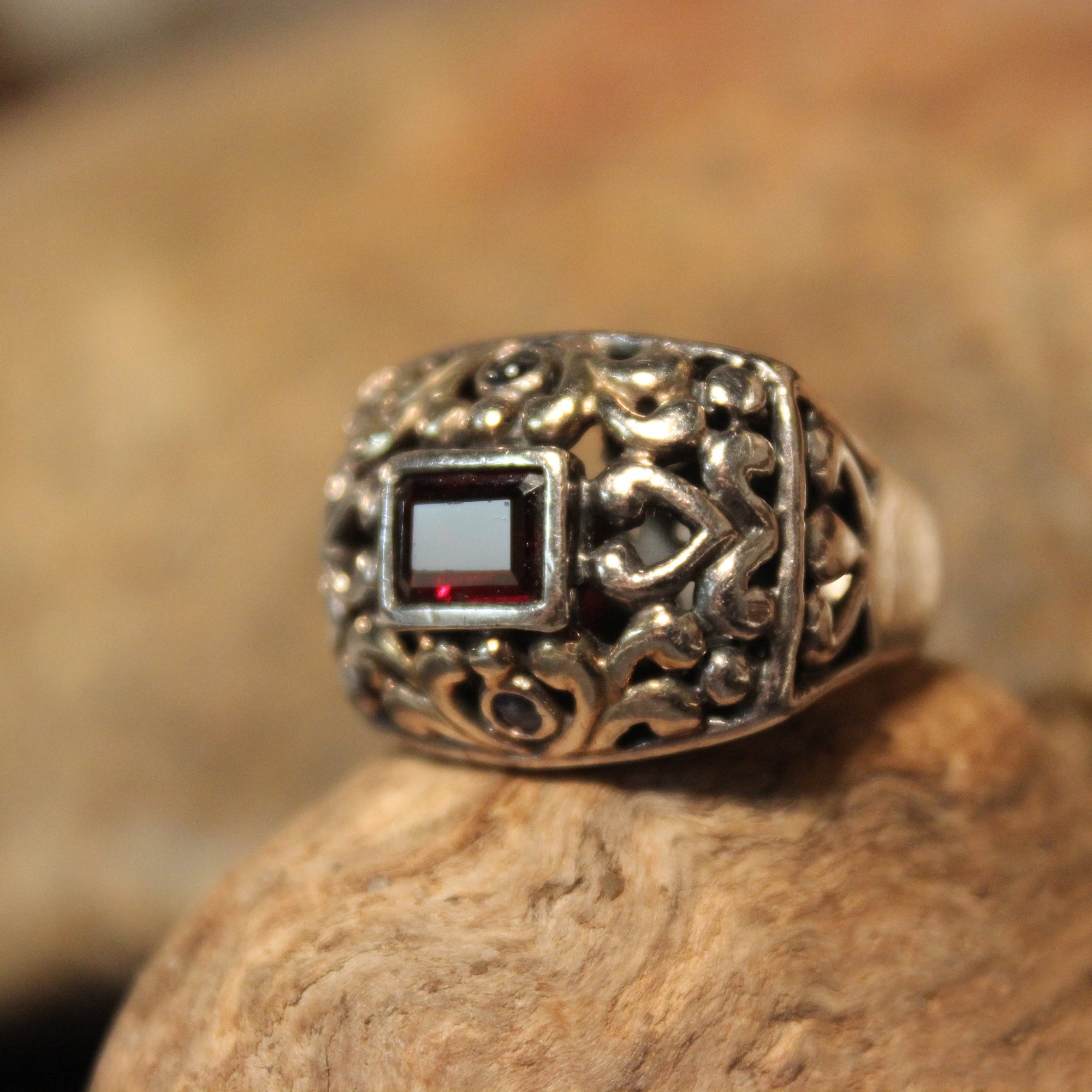 Large Sterling Dome ring Silver Garnet Ring 11.2 Grams Size 6 Vintage ...