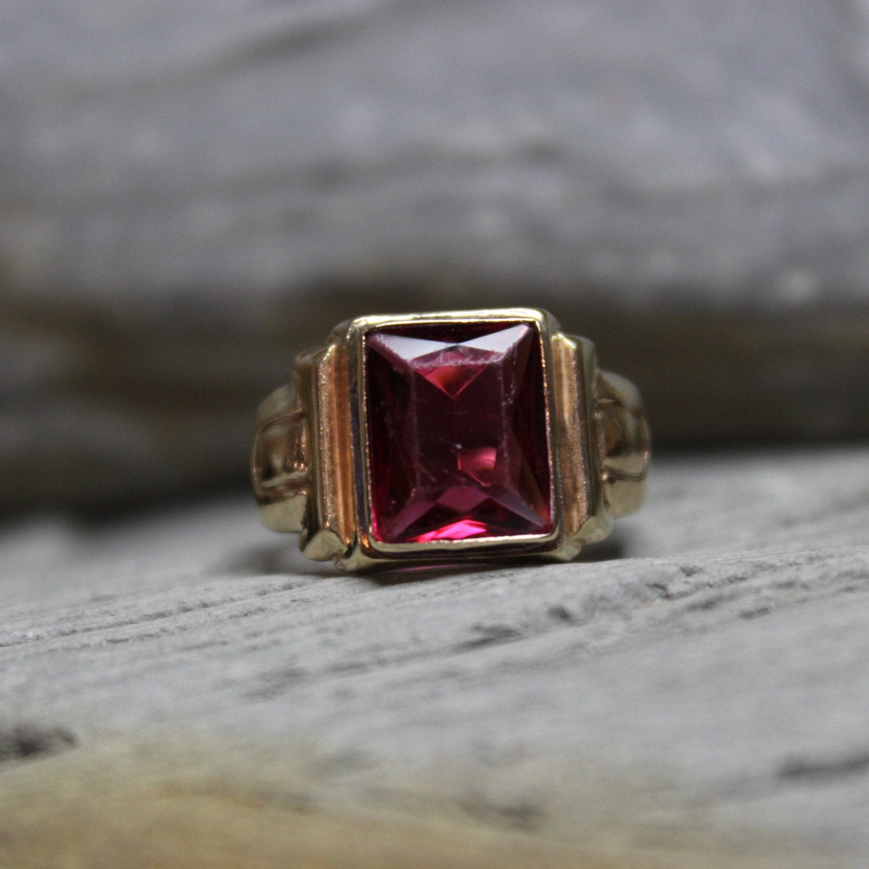 1930's Vintage 10k Solid Gold Red Stone Ring 2.9 Grams Size 7 Gold Mens ...