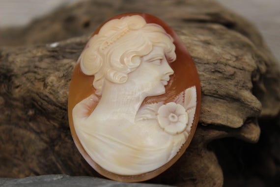 Victorian Cameo Shell 8.5 Grams Large Shell Cameo… - image 9