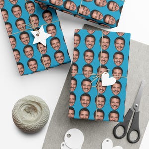 Petro Pascal Face Türkis Geschenkpapiere
