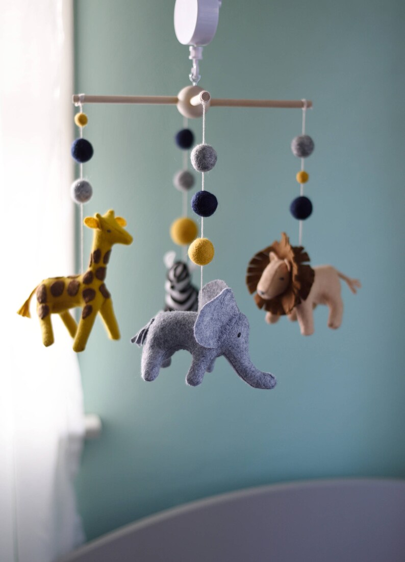 Safari Nursery Animal Mobile