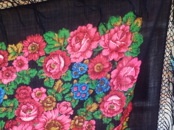 Free shipping! Big Black vintage woolen shawl fol… - image 3