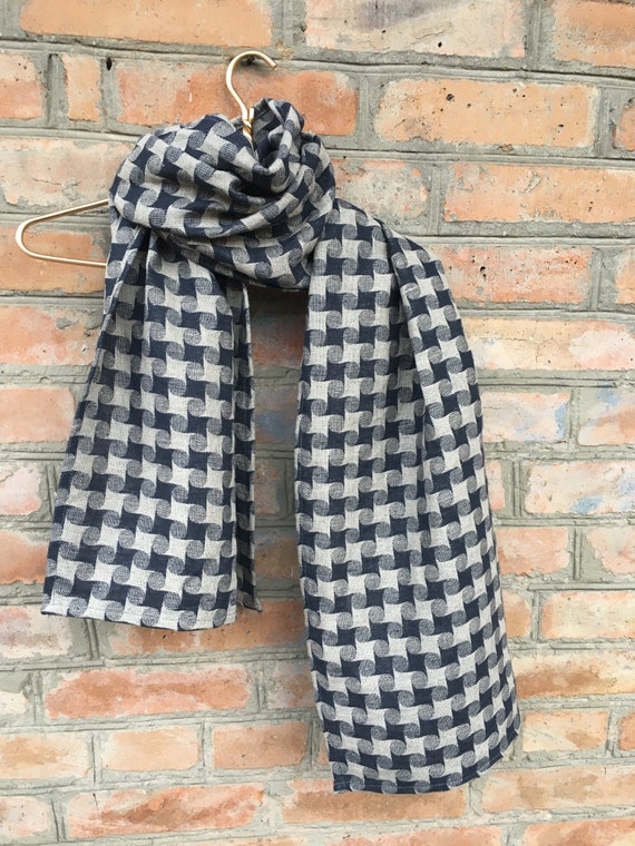 Free Shipping! Linen Plaid Grey Black Scarf Shawl Men  display picture 1