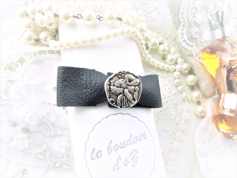 ruban bijoux gothique bijoux croix noir bracelet manchette cuir cuir