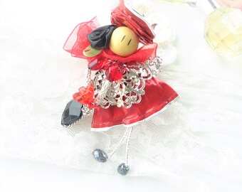 Anhänger rot Puppe, Anhänger Kaffee Kapsel, Druck mit einem Wasserzeichen versehen, Tochter Geschenk, Schmuck Verwertung, recycling