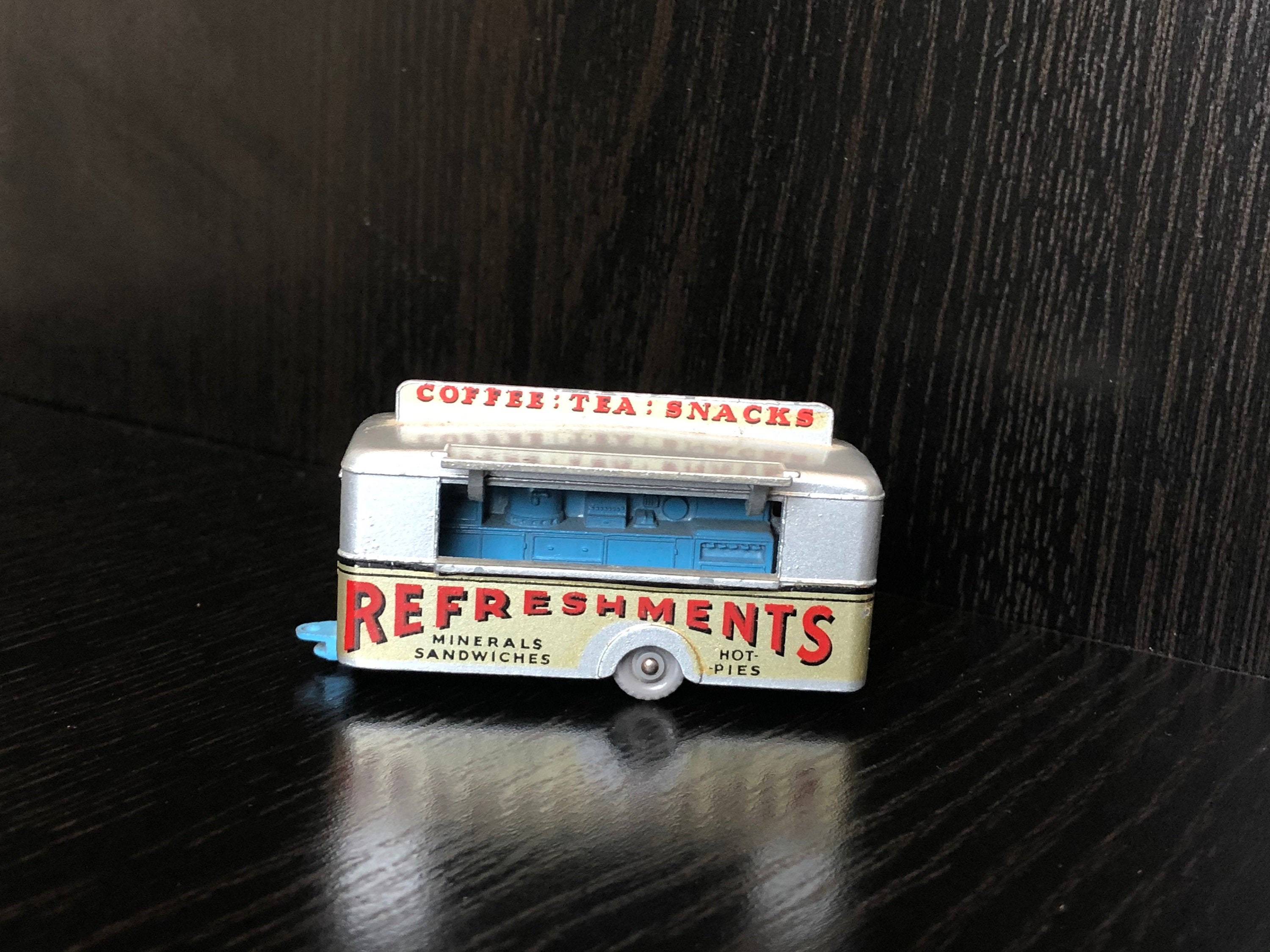 ミニカー　マッチボックス No.74 モバイル食堂 Matchbox Mobile Canteen No 74 - Toy Lunch Truck - Food Truck