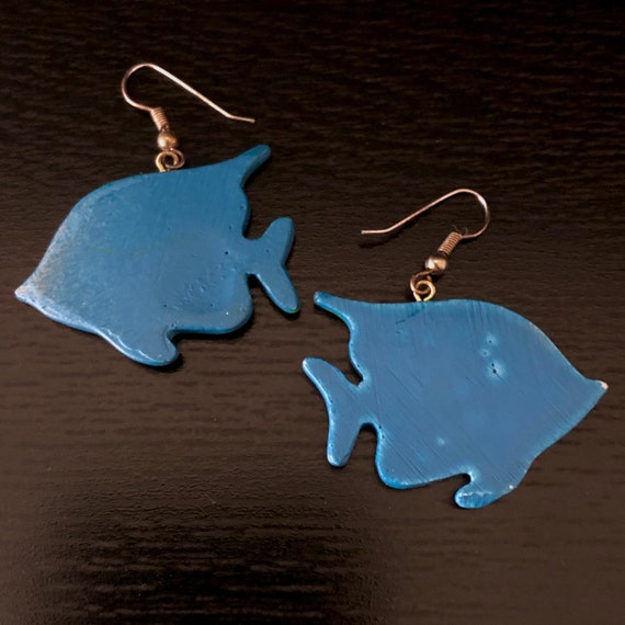 Vintage Tropical Fish Earrings - 1 5/8 inches wid… - image 4