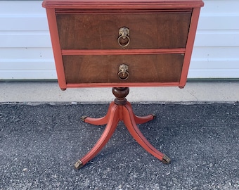 Vintage Duncan Phyfe-style mahogany nightstand or side table Lion Pulls
