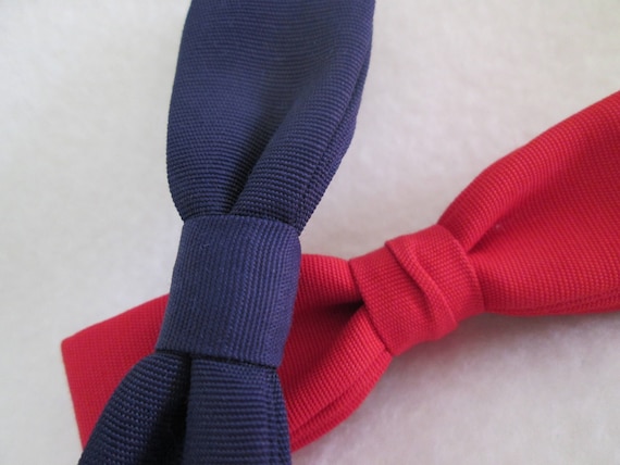 Vintage Royal Boys Clip On Bow Tie Navy Blue Bow … - image 1