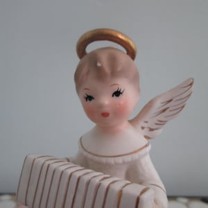 Vintage Napco Angel Musician with Bandoneon Concertina National Potteries Co 5678 Bedford Ohio Christmas Angel