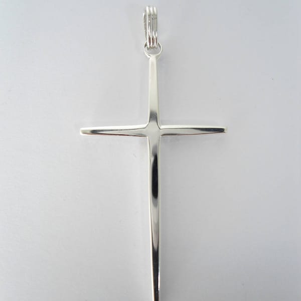 Pendentif croix effilée en argent massif   44x24mm