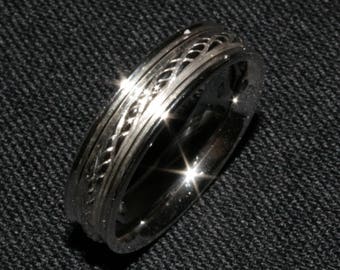 Bague d'aspect cordée, bordée de demi-jonc en argent massif, made in France