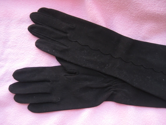 VTG New Black Gloves - image 3