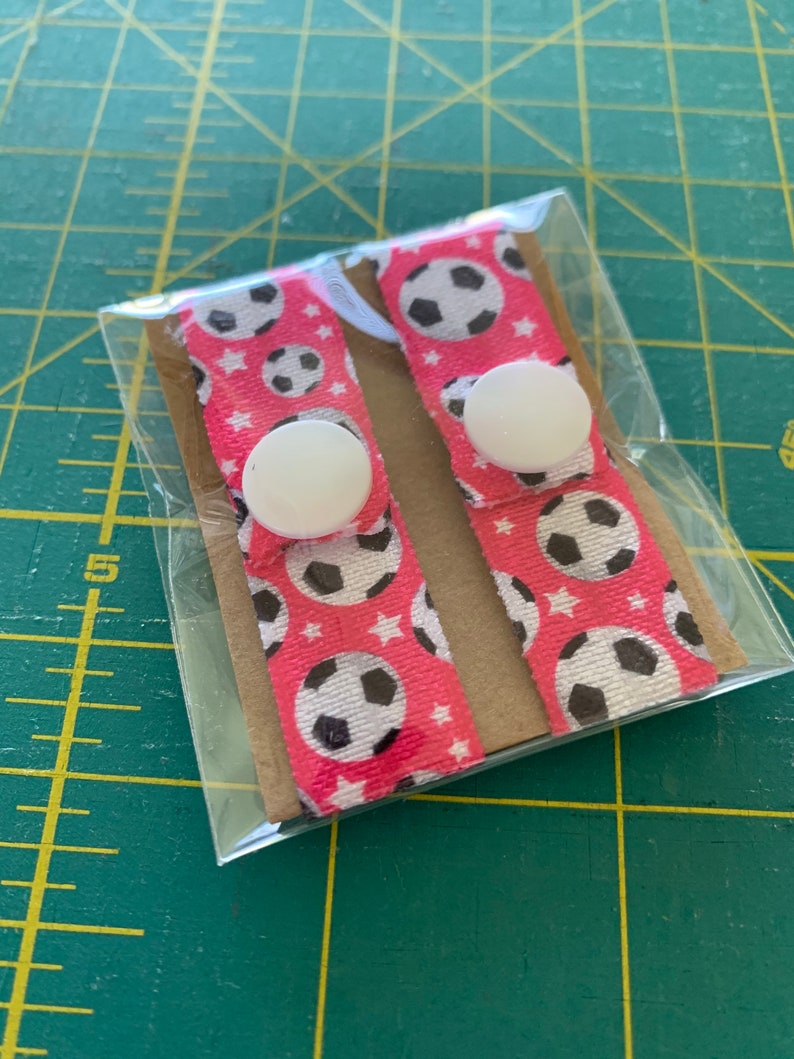 Sleeve clips, Sleeve bands, T-shirt bands, T-shirt clips, sleeve ties, sports ties, sleeve scrunchies, t-shirt scrunchies, pink soccer ball image 3