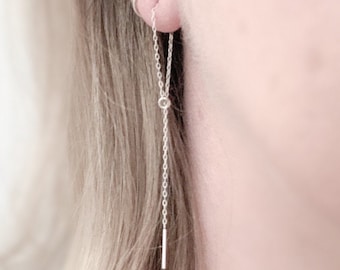 Pendientes de estribo de plata de ley: delicados pendientes de cadena