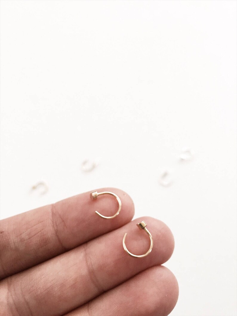 Open Hoop Ear Hugger Shorty Hoop Earring