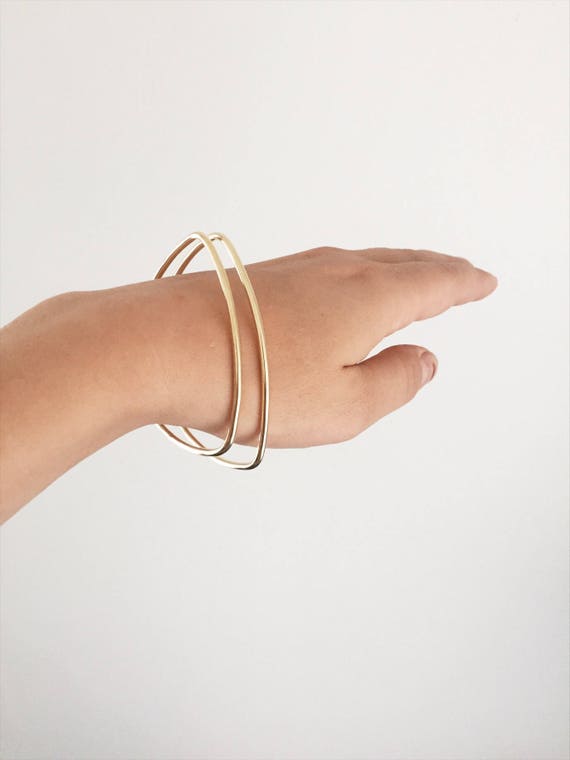 Dainty Triangle Charm Bracelet – Common Alloy