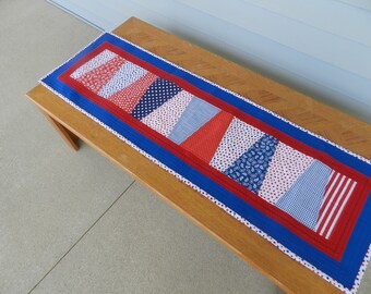 Patriotic table runner, July 4th table runner, Independence day decor, Patriotic decor, Red white blue decor  Item #438