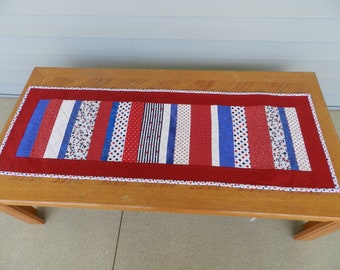 Patriotic table runner, Patriotic decor, red white blue decor, July 4th table runner, Striped table runner, Americana table mat  Item #439