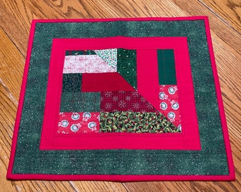Christmas table topper, Xmas table topper, patchwork table topper, Christmas centerpiece, red green table decor, Christmas decor, Item #850